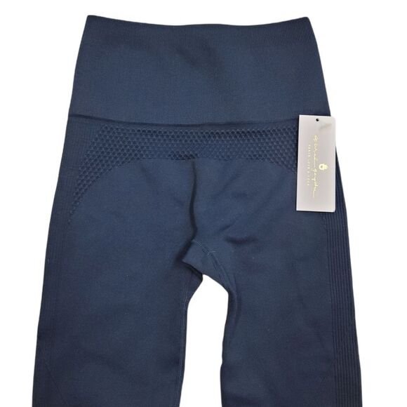 SPIRITUAL Gangster High Rise  Legging - Picture 4 of 11